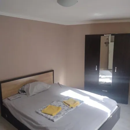 за гости иречек * Varna